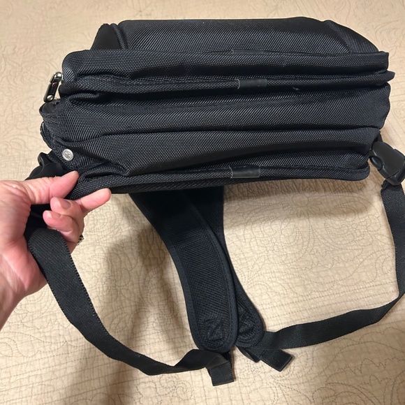 SwissGear Travel Laptop Backpack - Picture 10 of 10